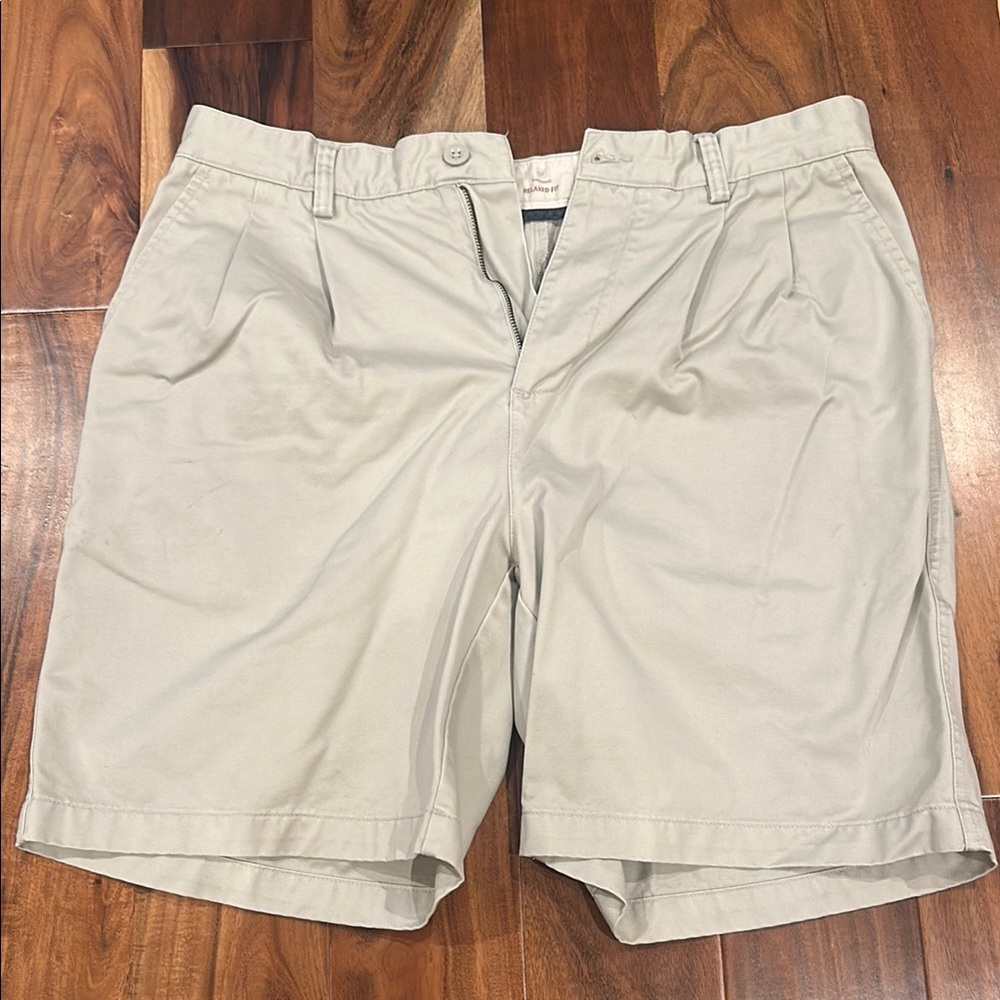 GAP Tan Flat Front Shorts Classic Style